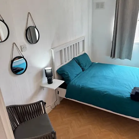 Flat 8, 130 North Park Road, B23 7Fg Habitación en casa particular